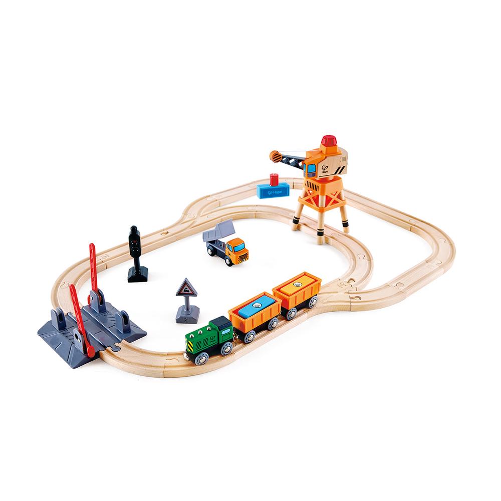 Hape - Crossing & Crane Set