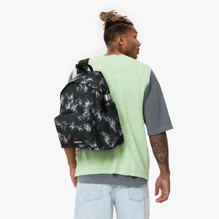 Eastpak - DAY PAK'R Backpack 24L | Flame