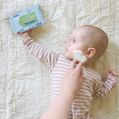 Mustela Gentle Cleansing Wipes with Avocado 60 Wipes | Face & Body