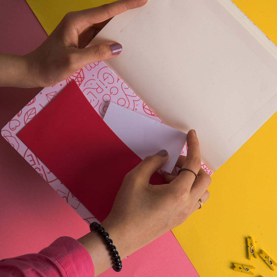 Mofkera | مفكرة | Flamingo Notebook With Rubber Band Size A5