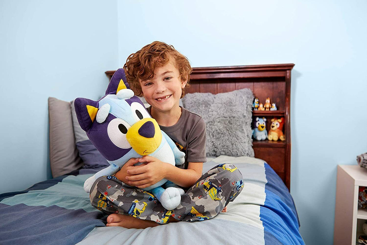 Bluey - Series 1 Jumbo Plush | Bluey | 40.64cm